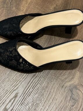 UO Lace mules